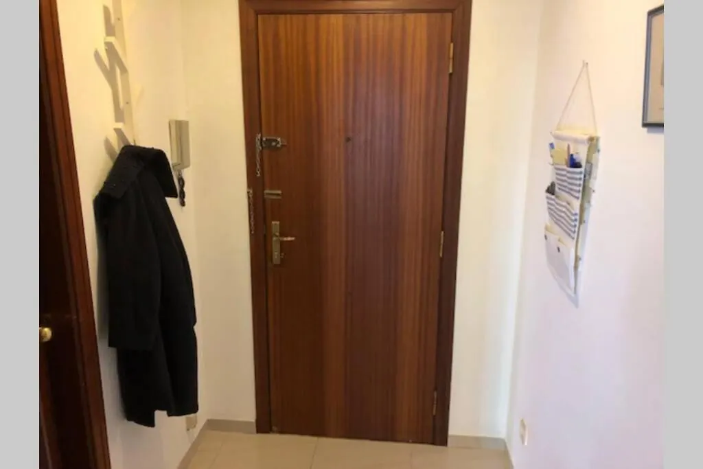 Comode Apartament Al Bell Mig De Gérone Appartement