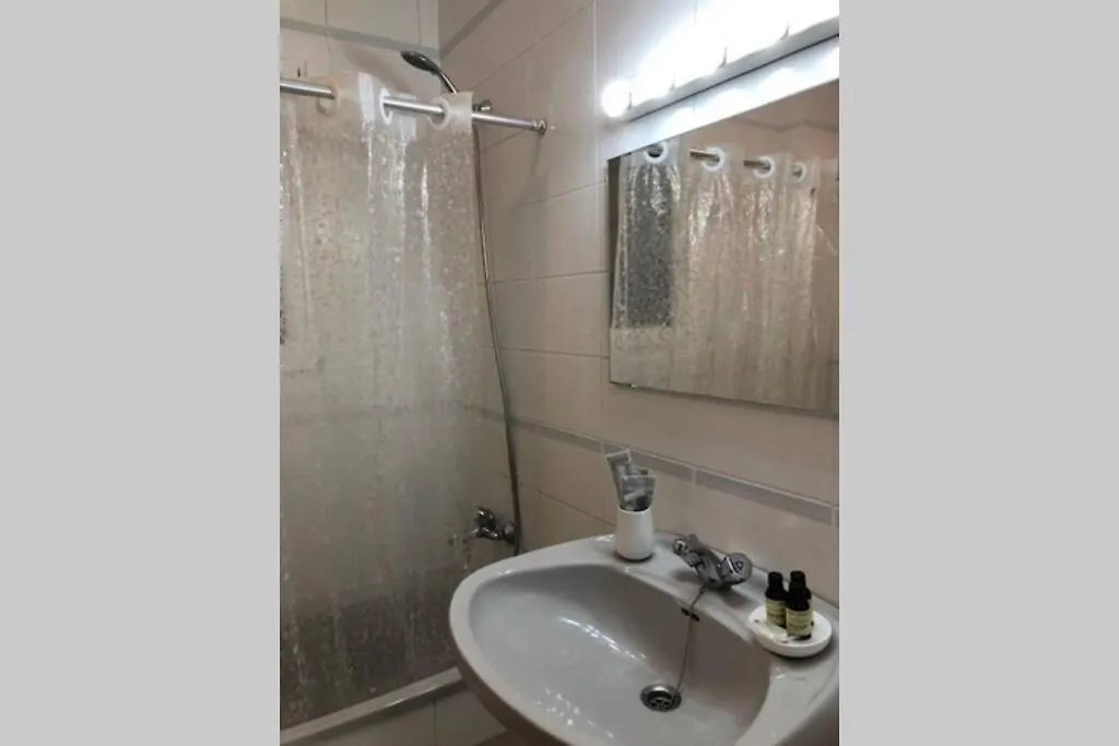 Comode Apartament Al Bell Mig De Gérone Espagne